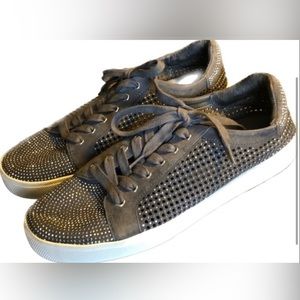 Vince Camuto embellished studded gray lace up leather fashion sneakers 9.5